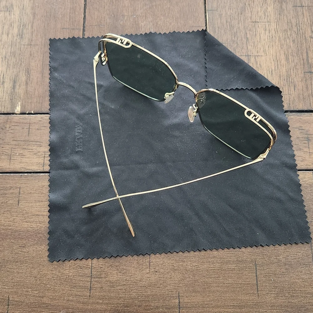 Fendi Gold Square Sunglasses - Picture 4 of 8